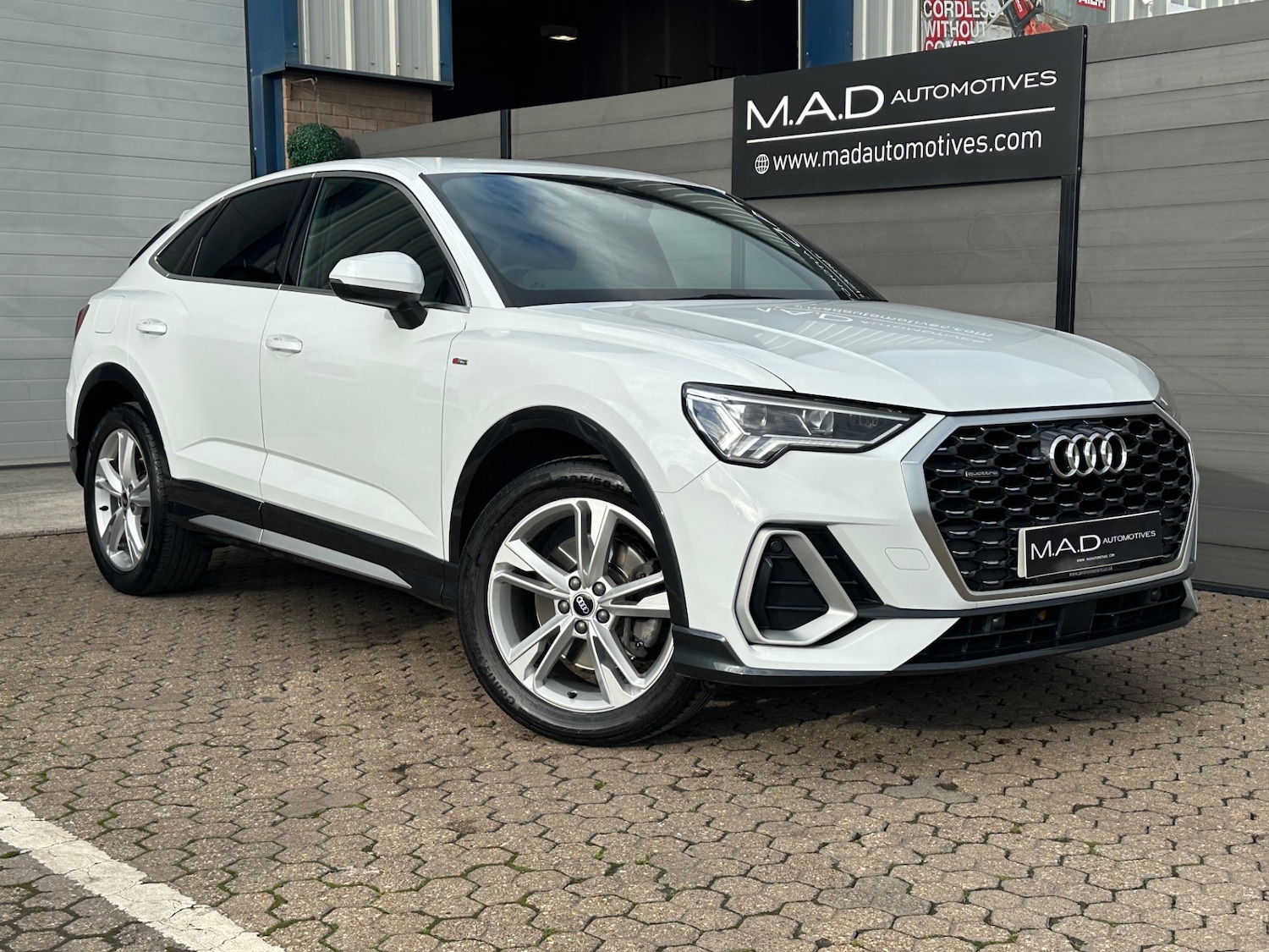 Used Audi Q3 2021 for sale - 76490895: Photo 1