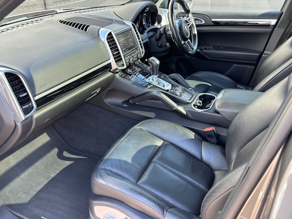 Used Porsche Cayenne 2015 for sale - 75438024: Photo 16