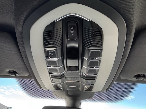 Used Porsche Cayenne 2015 for sale - 75438024: Photo 21