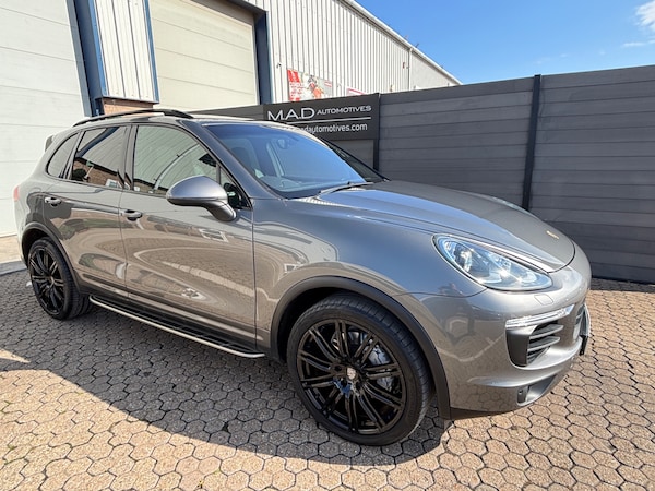 Used Porsche Cayenne 2015 for sale - 75438024: Photo 9