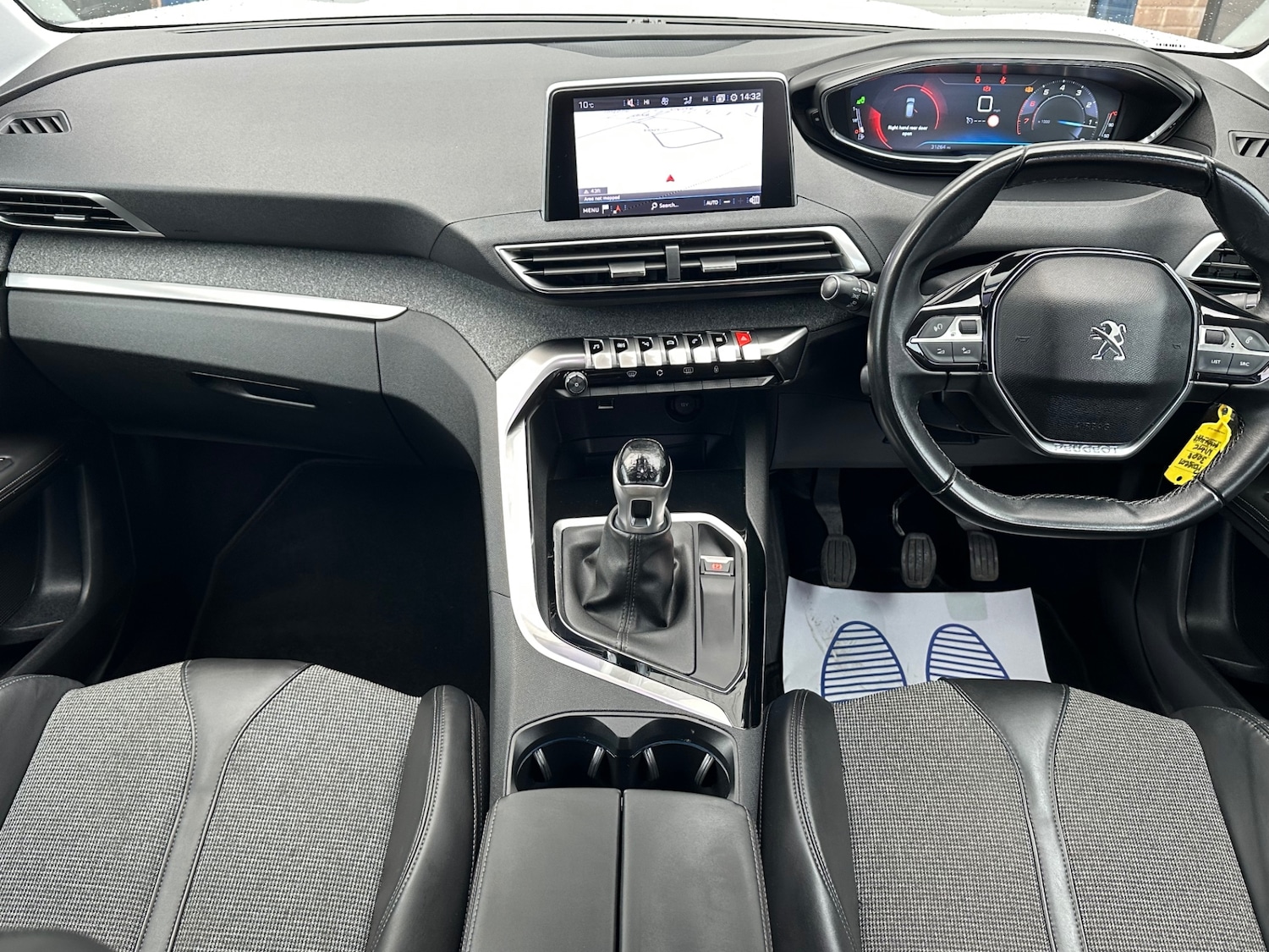 Used Peugeot 3008 2018 for sale - 76602720: Photo 10