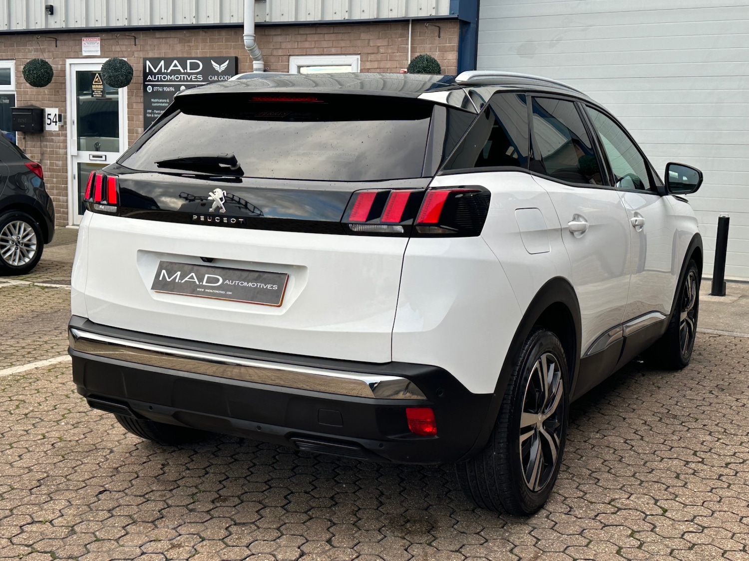 Used Peugeot 3008 2018 for sale - 76602720: Photo 8