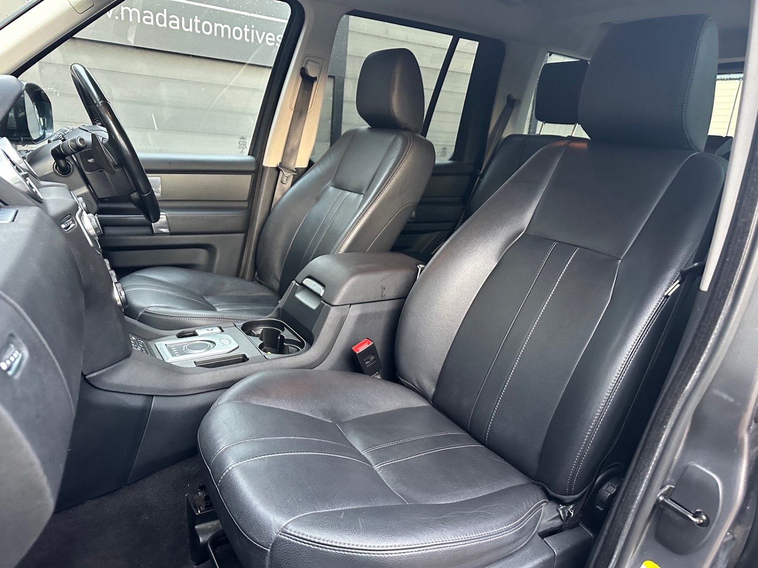 Used Land Rover Discovery 2014 for sale - 76808788: Photo 12