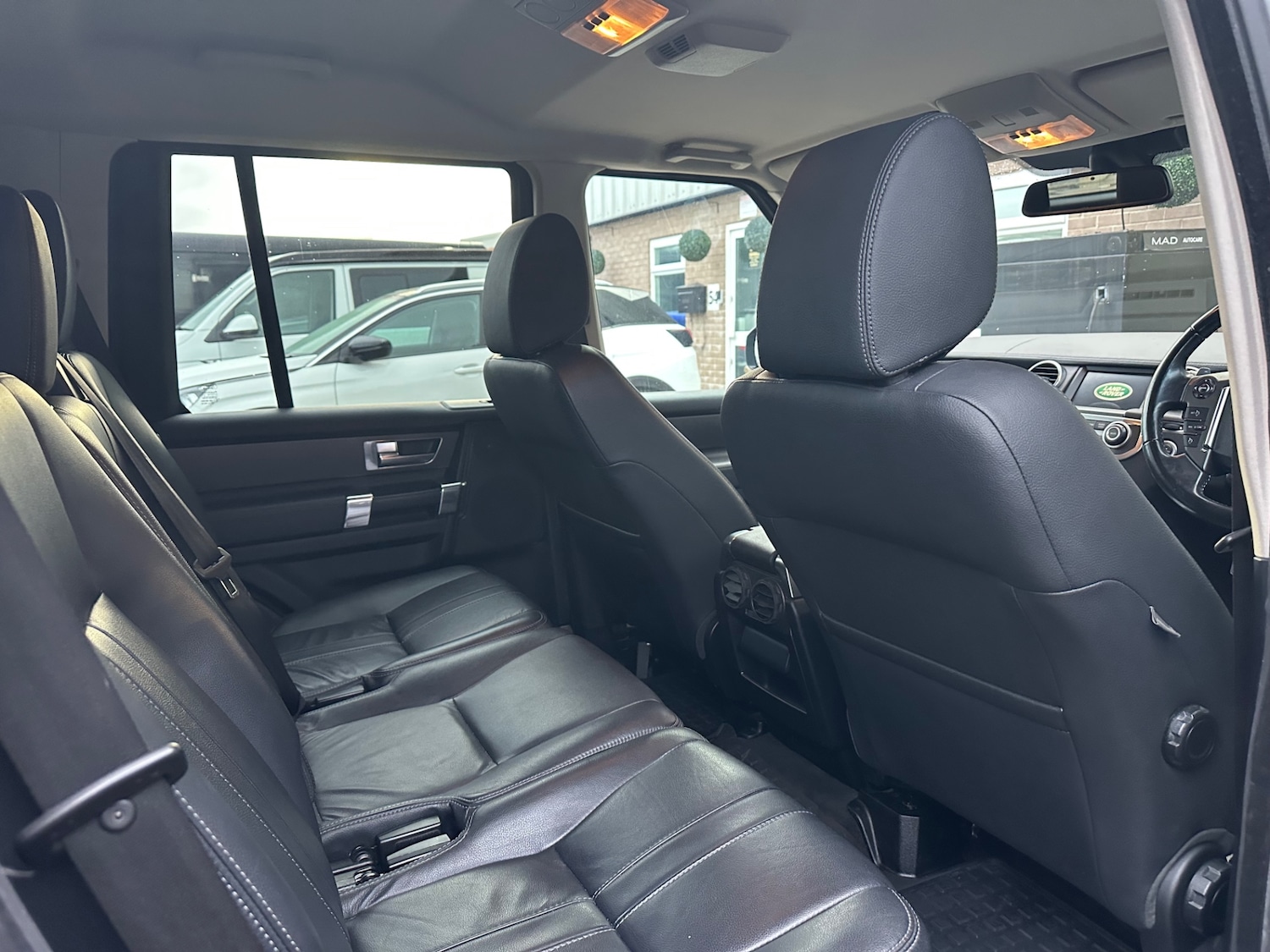 Used Land Rover Discovery 2014 for sale - 76808788: Photo 14