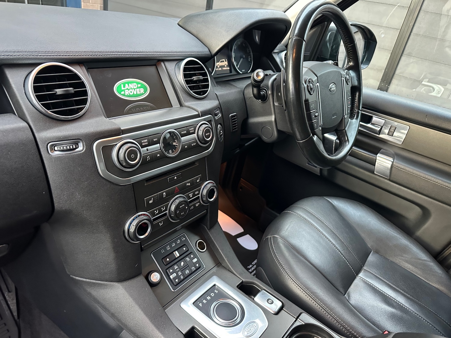 Used Land Rover Discovery 2014 for sale - 76808788: Photo 18