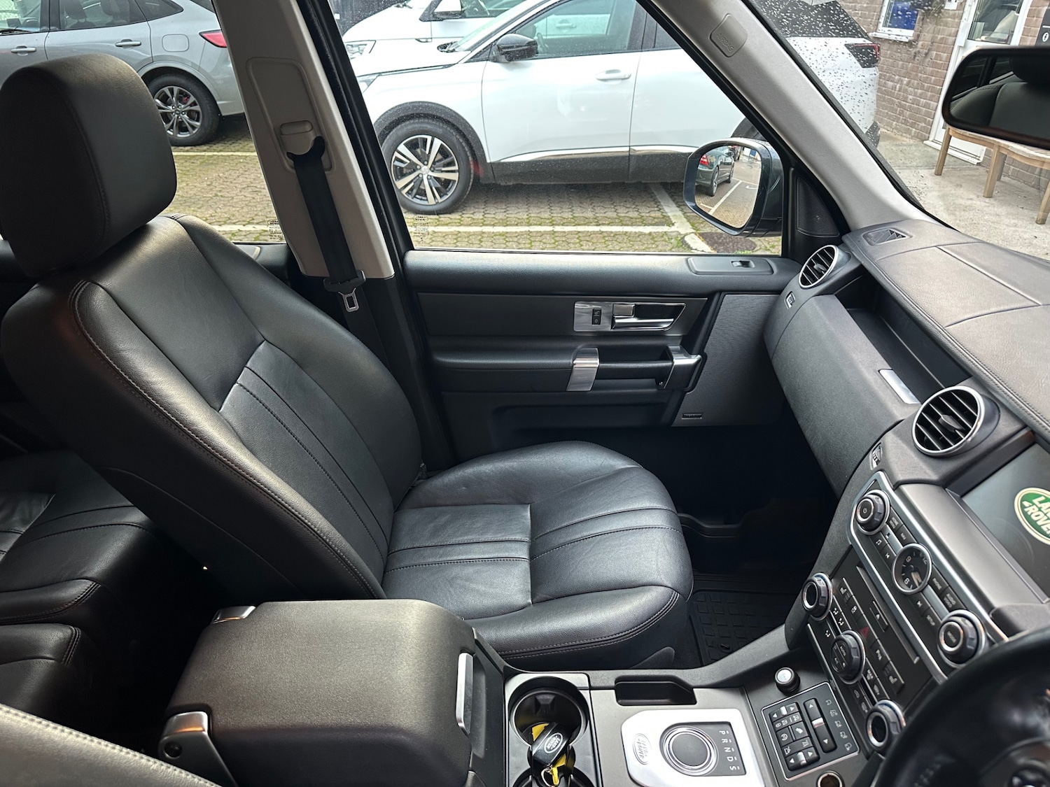 Used Land Rover Discovery 2014 for sale - 76808788: Photo 21