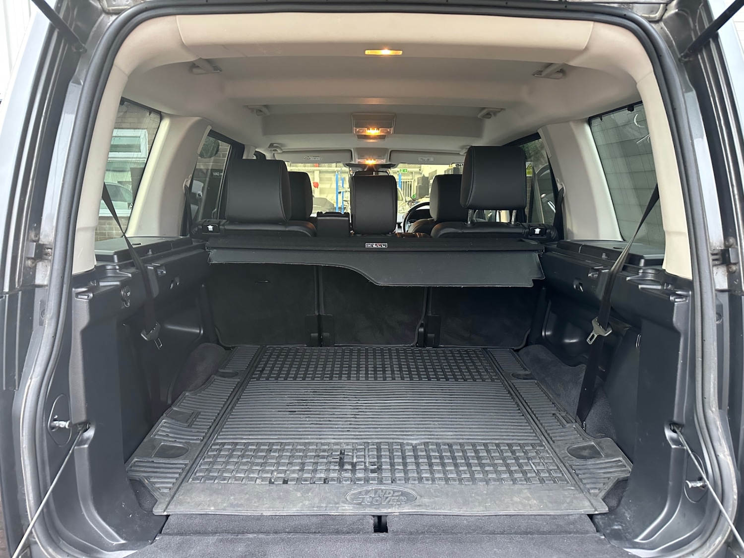 Used Land Rover Discovery 2014 for sale - 76808788: Photo 22