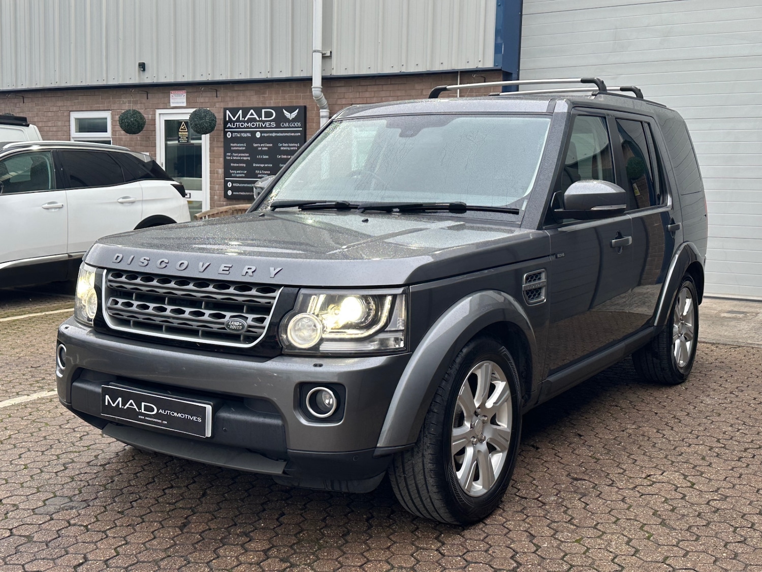 Used Land Rover Discovery 2014 for sale - 76808788: Photo 3