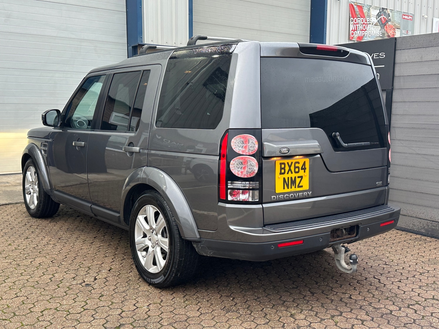 Used Land Rover Discovery 2014 for sale - 76808788: Photo 6