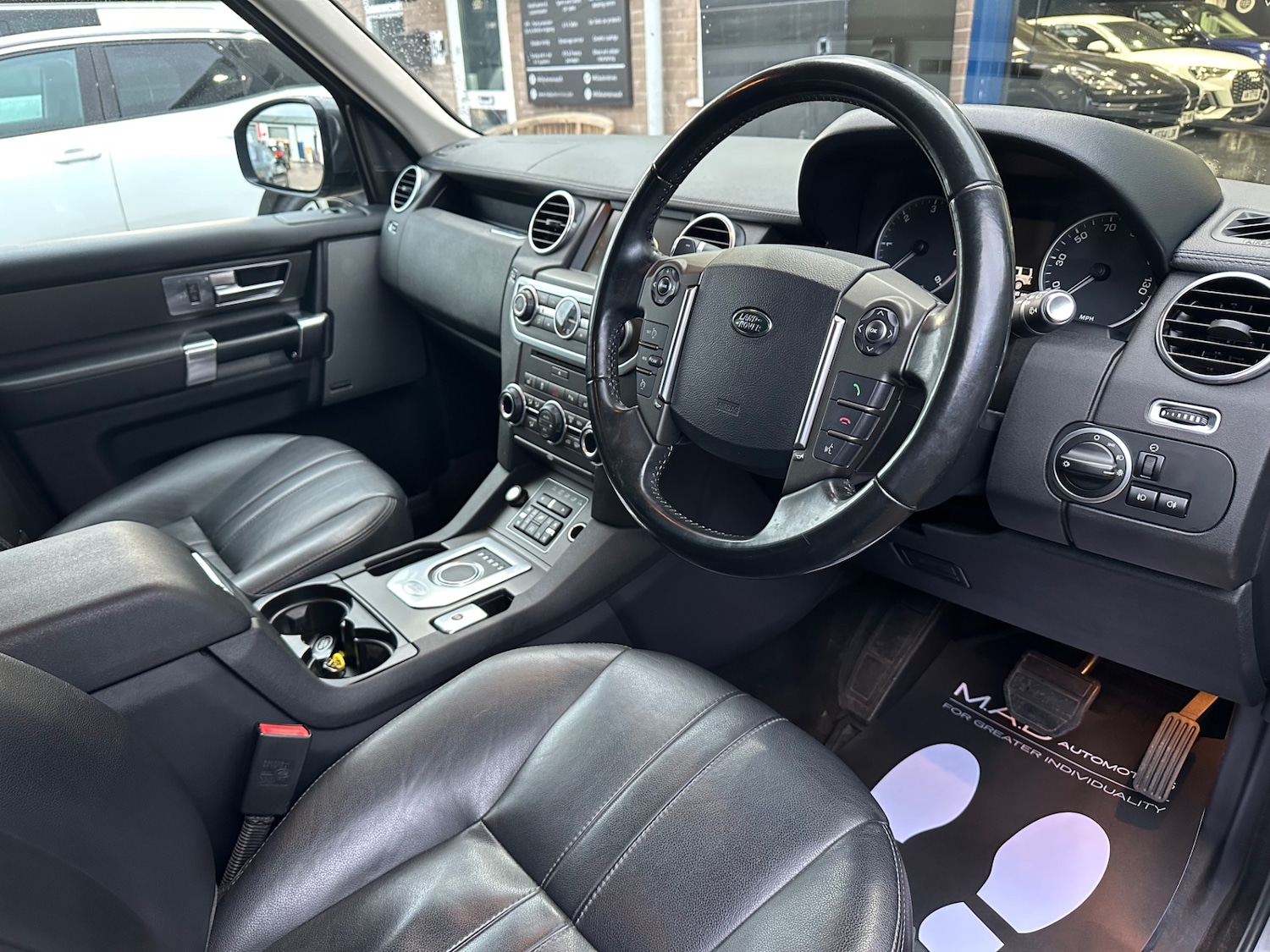 Used Land Rover Discovery 2014 for sale - 76808788: Photo 9