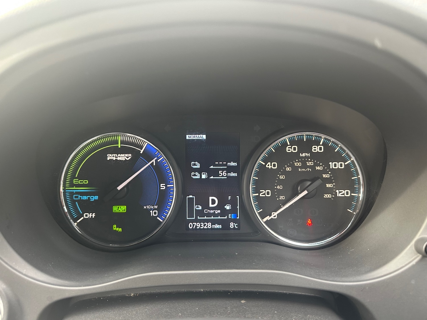 Used Mitsubishi Outlander 2018 for sale - 77617778: Photo 24