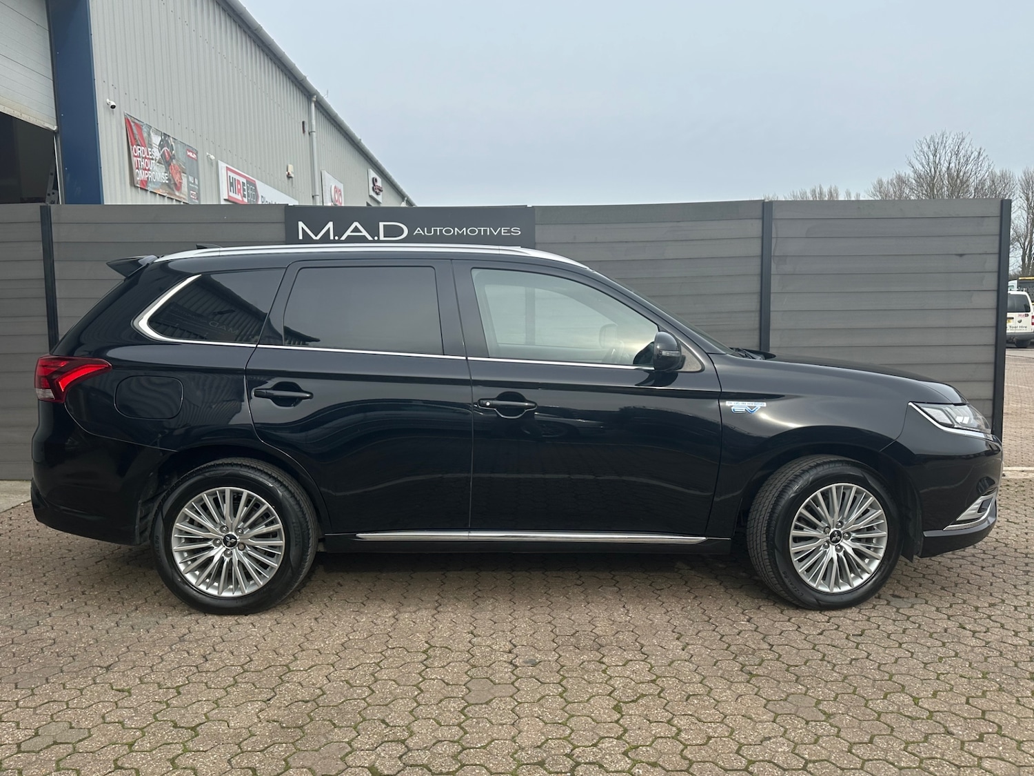 Used Mitsubishi Outlander 2018 for sale - 77617778: Photo 4