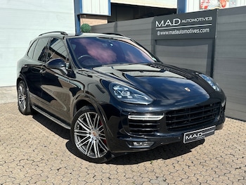 Used Porsche Cayenne 2014 for sale - 75761635: Photo