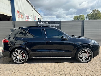 Used Porsche Cayenne 2014 for sale - 75761635: Photo