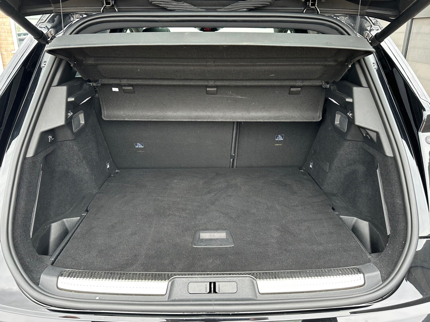 Vehicle 33