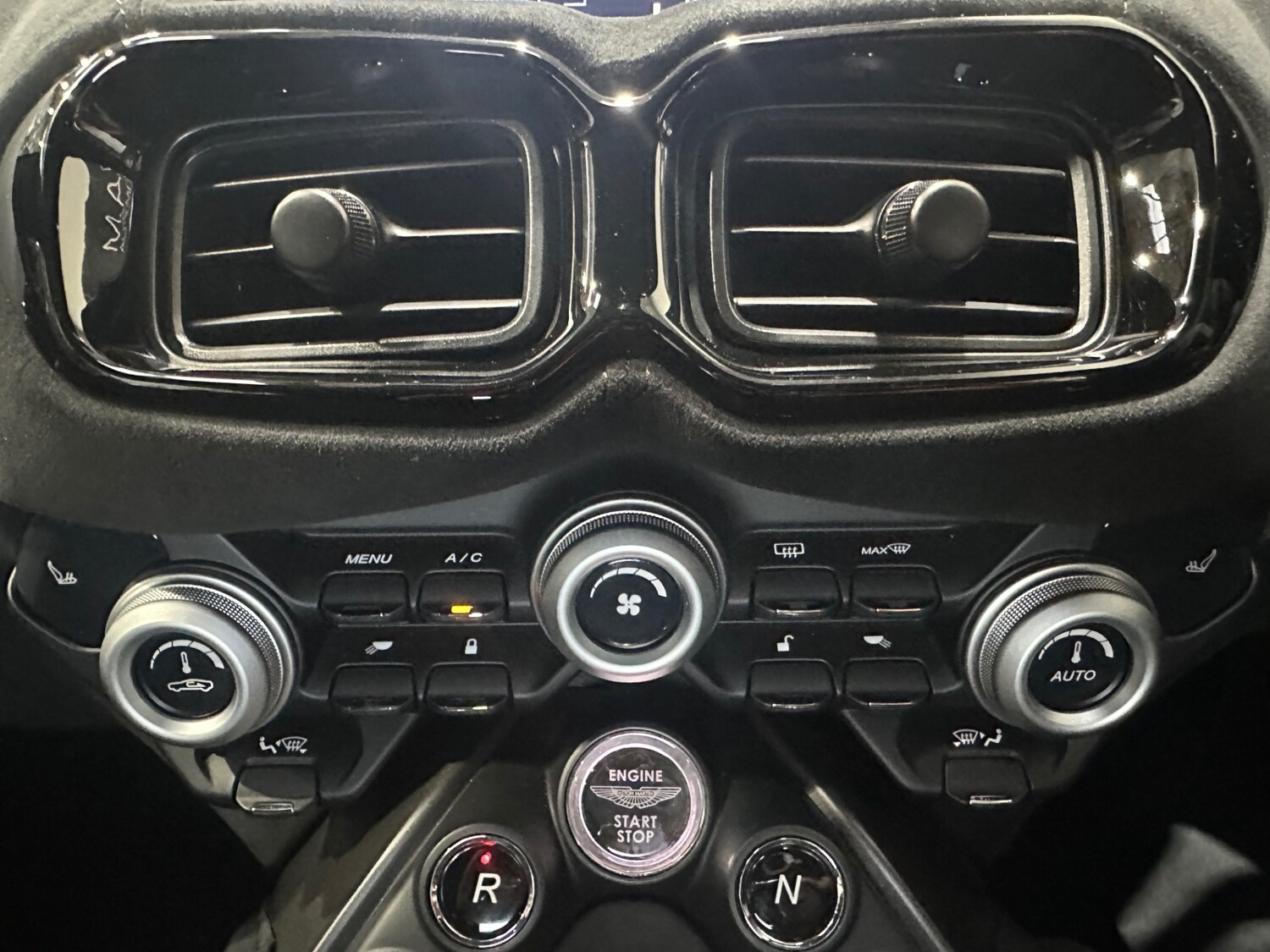 Used Aston Martin Vantage 2021 for sale - 76796654: Photo 18