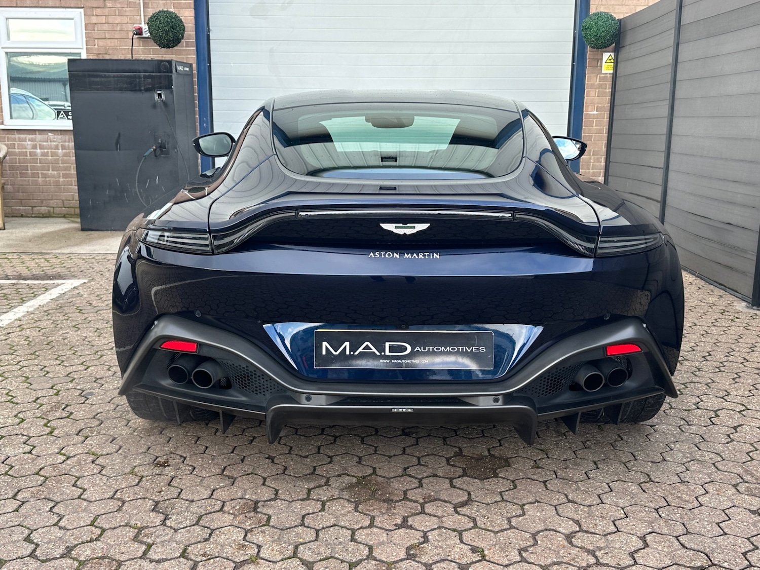 Used Aston Martin Vantage 2021 for sale - 76796654: Photo 7
