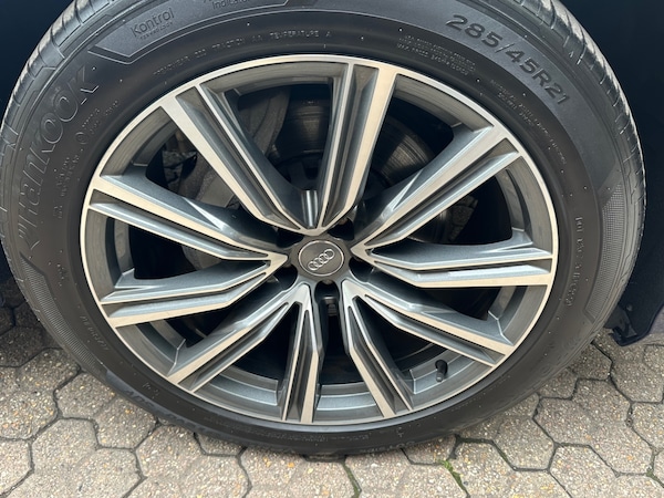 Used Audi Q8 2020 for sale - 74468484: Photo 31