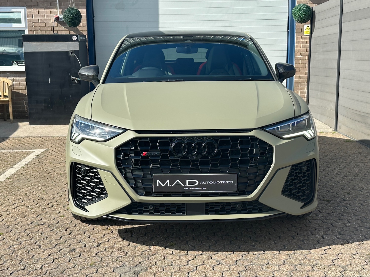 Used Audi RS Q3 2020 for sale - 76146349: Photo 2