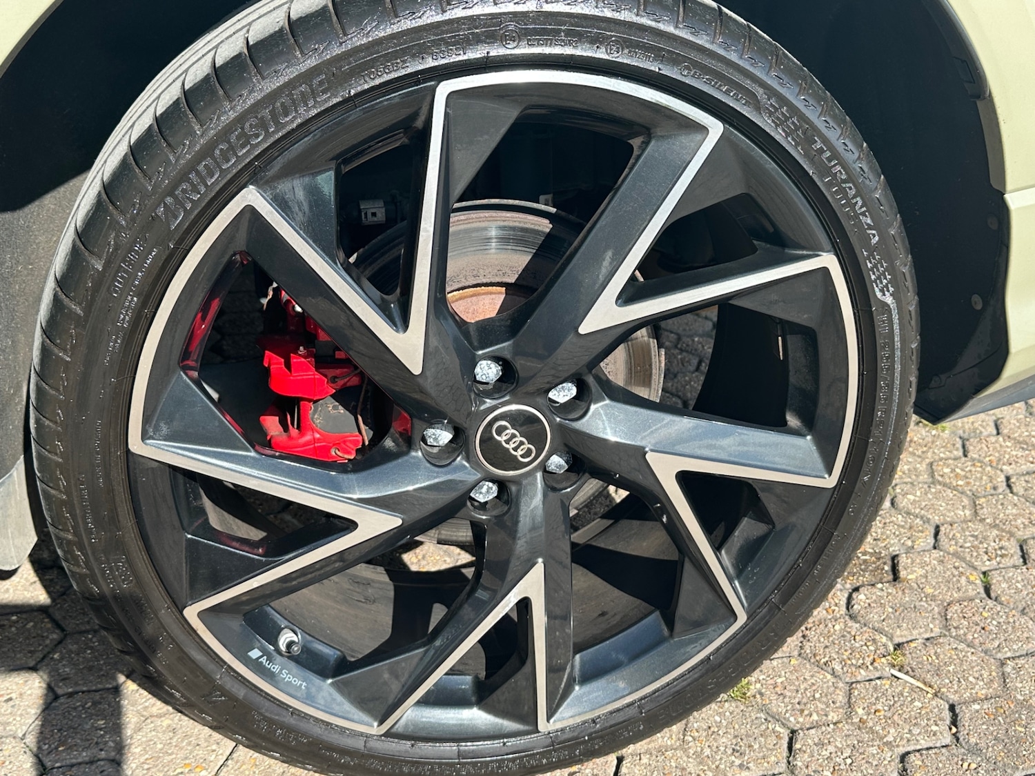 Used Audi RS Q3 2020 for sale - 76146349: Photo 33