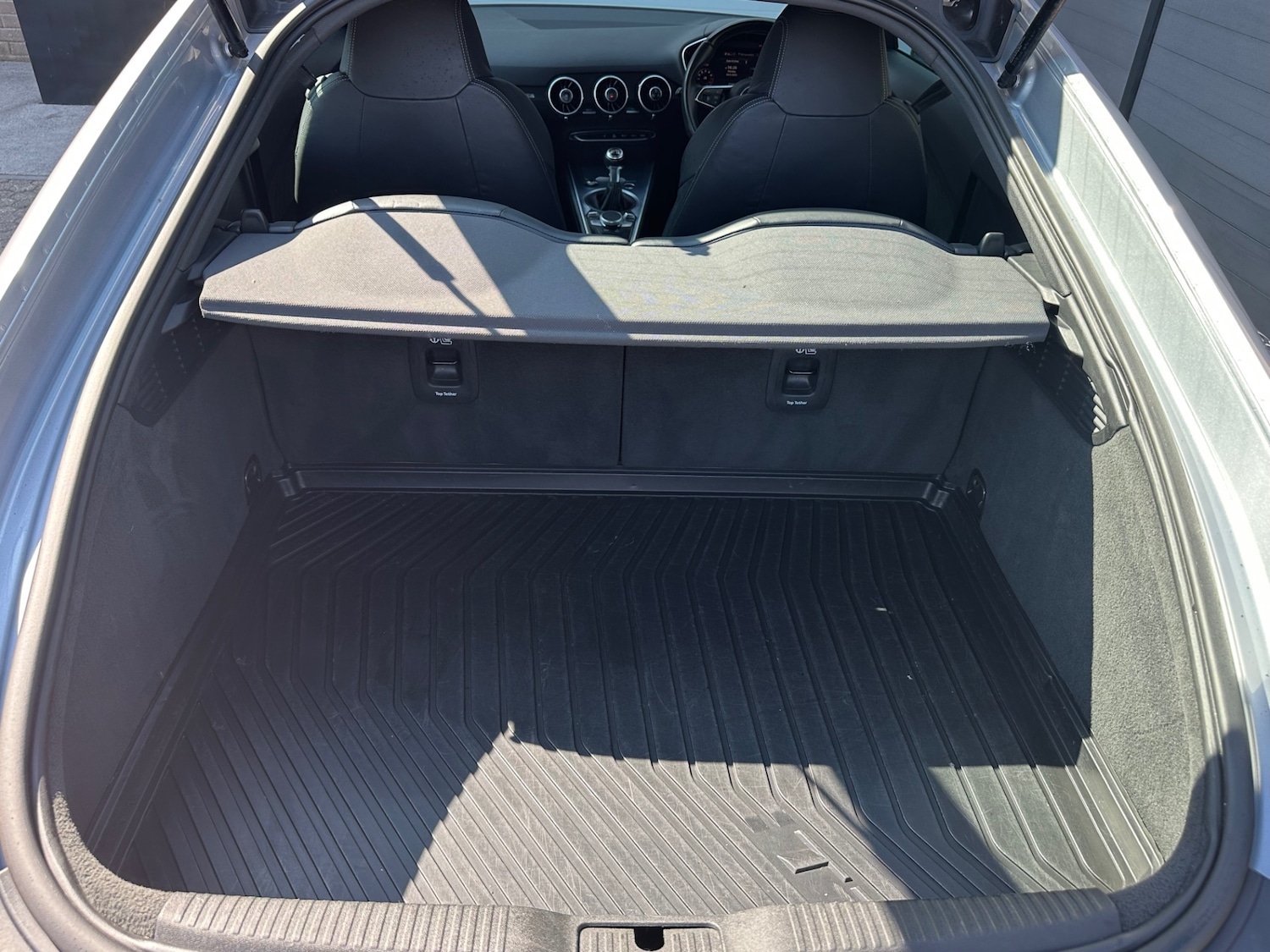 Vehicle 28