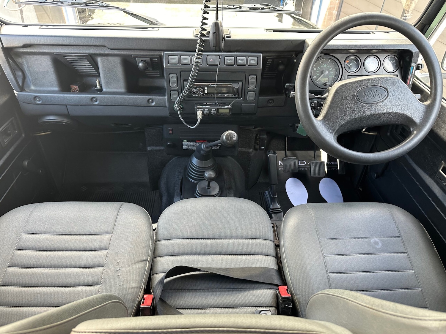 Used Land Rover Defender 2003 for sale - 77103523: Photo 10