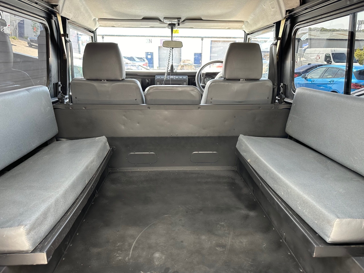 Used Land Rover Defender 2003 for sale - 77103523: Photo 15