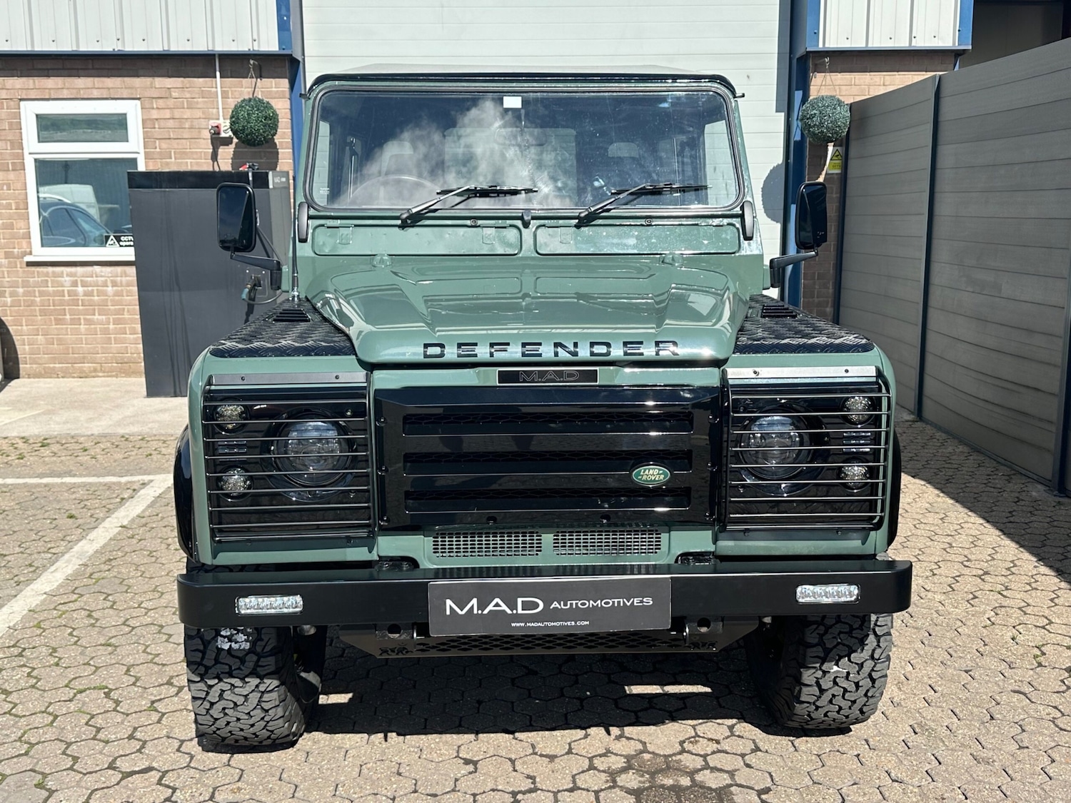 Used Land Rover Defender 2003 for sale - 77103523: Photo 2