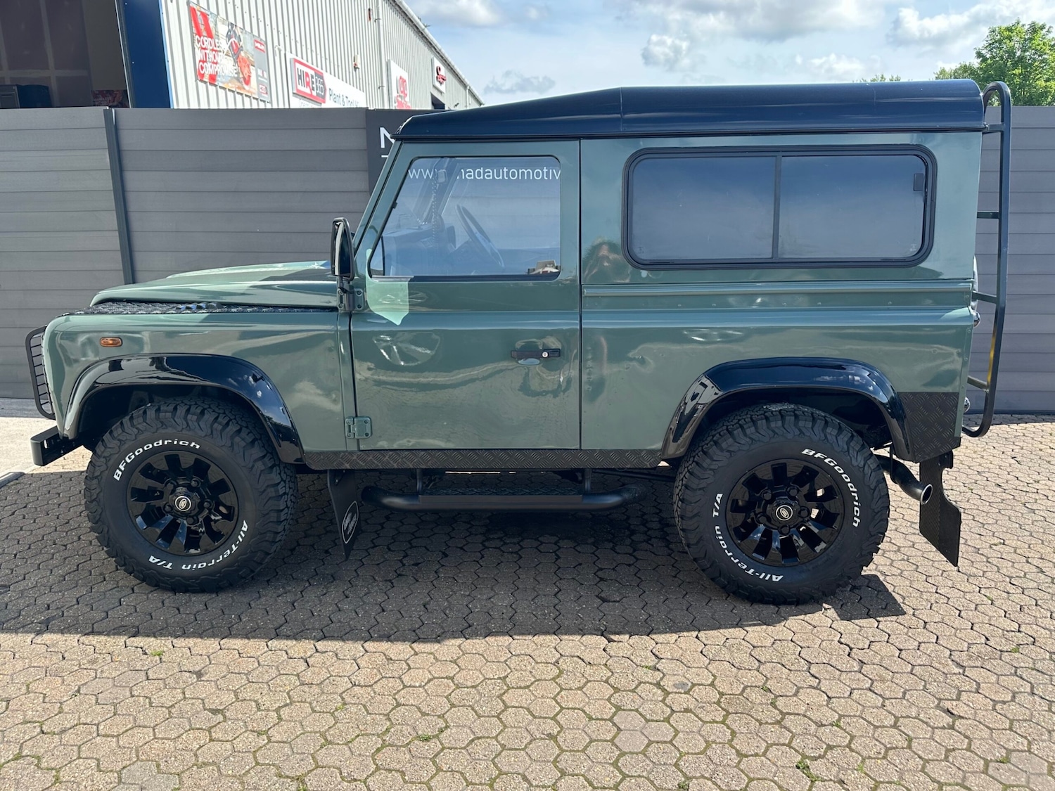 Used Land Rover Defender 2003 for sale - 77103523: Photo 5