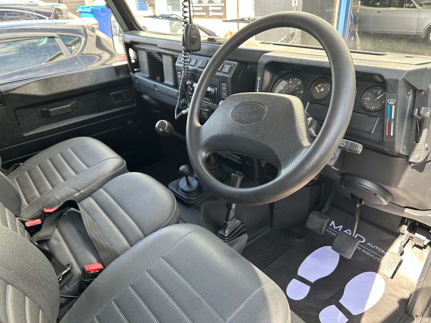 Used Land Rover Defender 2003 for sale - 77103523: Photo 9