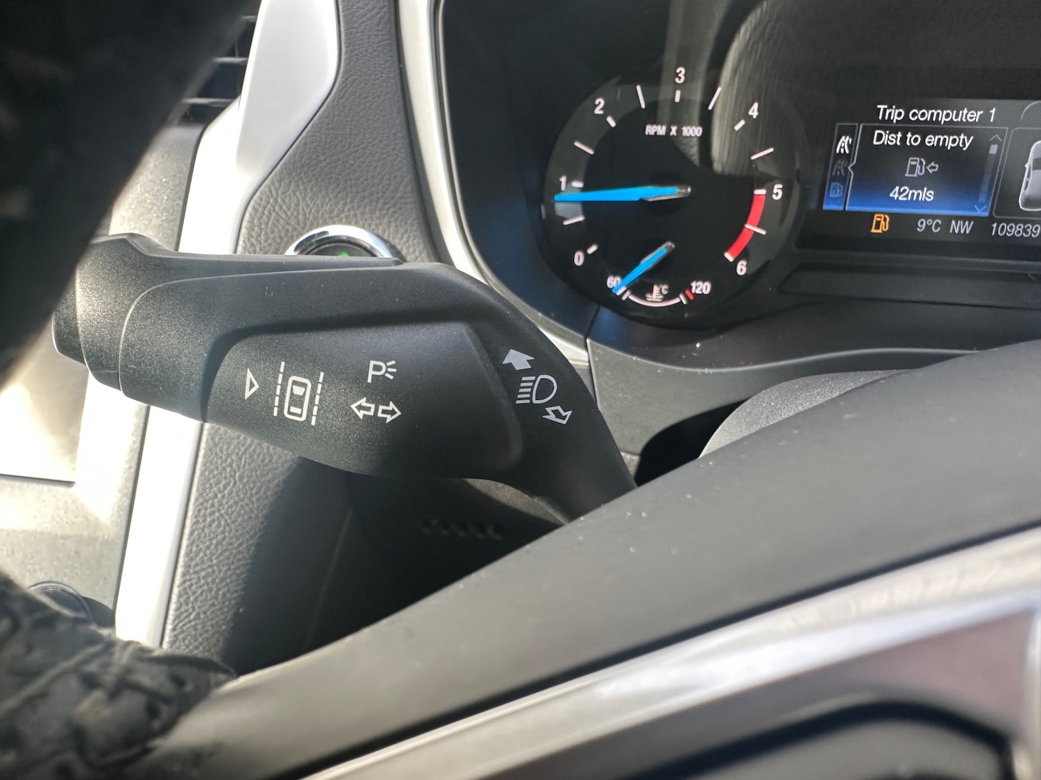 Used Ford Mondeo 2015 for sale - 77406604: Photo 24