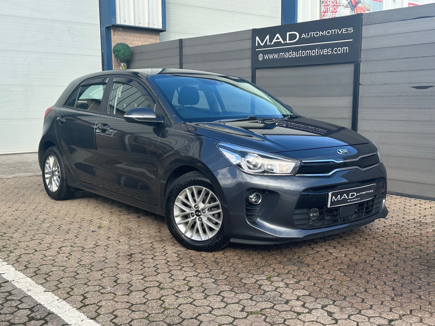 Used Kia Rio 2019 for sale - 76451854: Photo 1