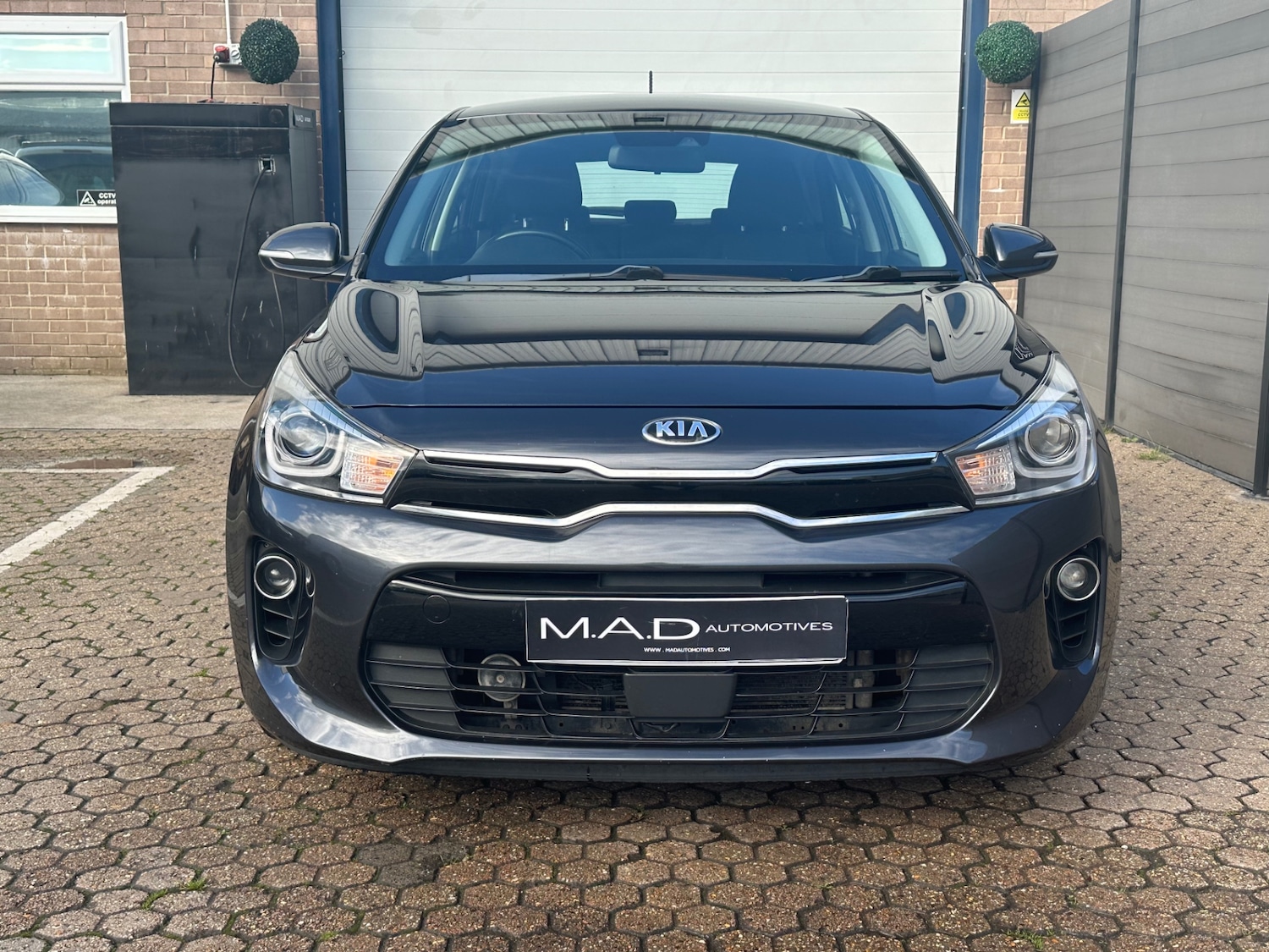 Used Kia Rio 2019 for sale - 76451854: Photo 2