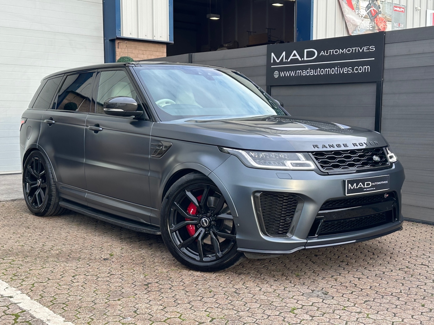 Used Land Rover Range Rover Sport 2018 for sale - 76490890: Photo 1