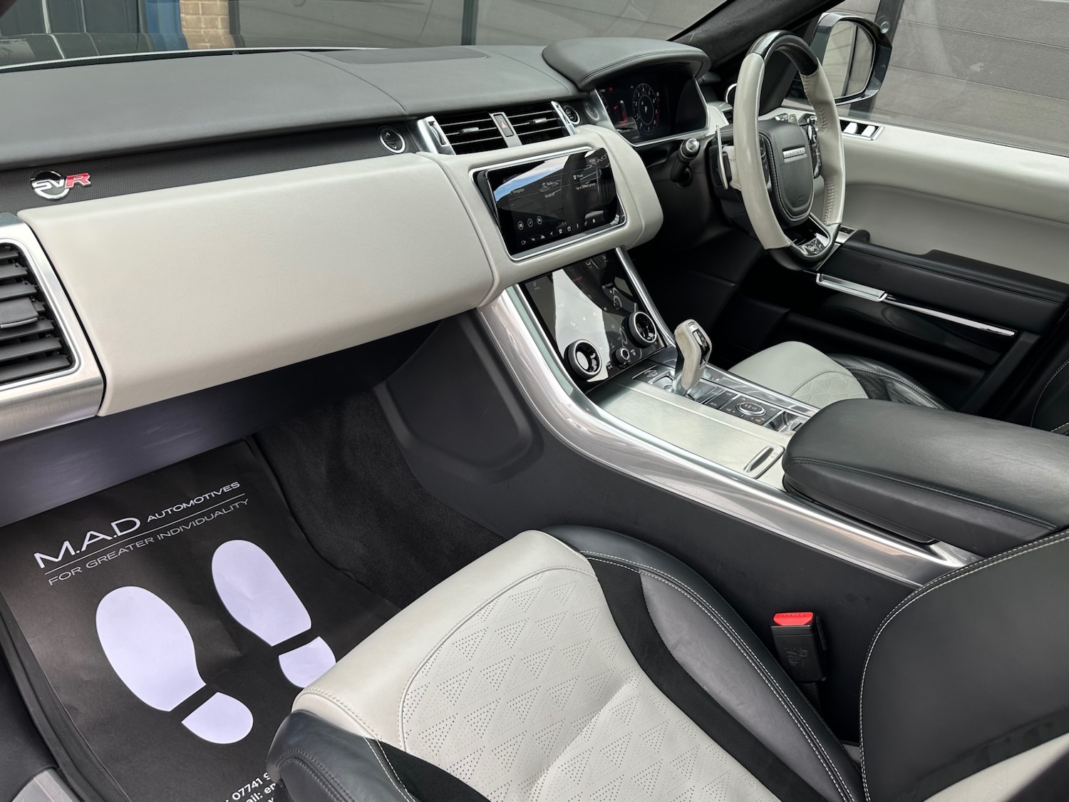 Used Land Rover Range Rover Sport 2018 for sale - 76490890: Photo 11