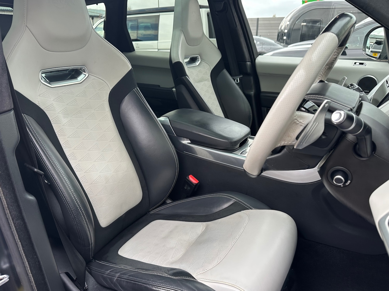 Used Land Rover Range Rover Sport 2018 for sale - 76490890: Photo 12