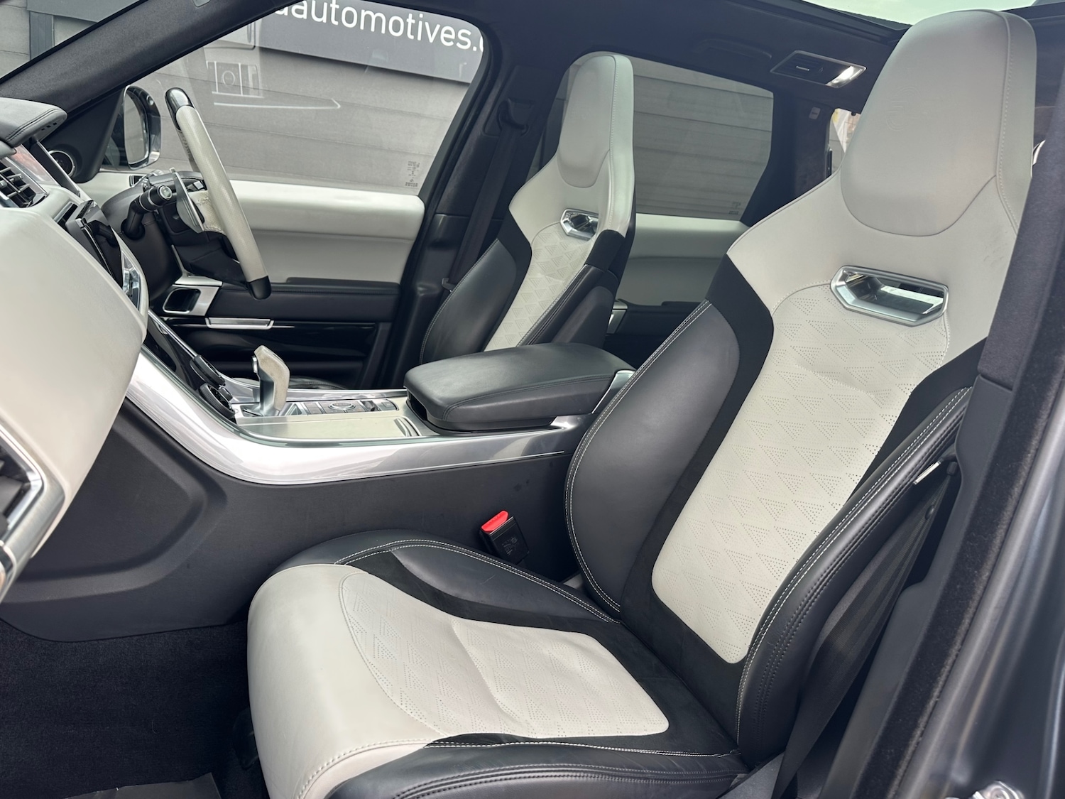 Used Land Rover Range Rover Sport 2018 for sale - 76490890: Photo 13