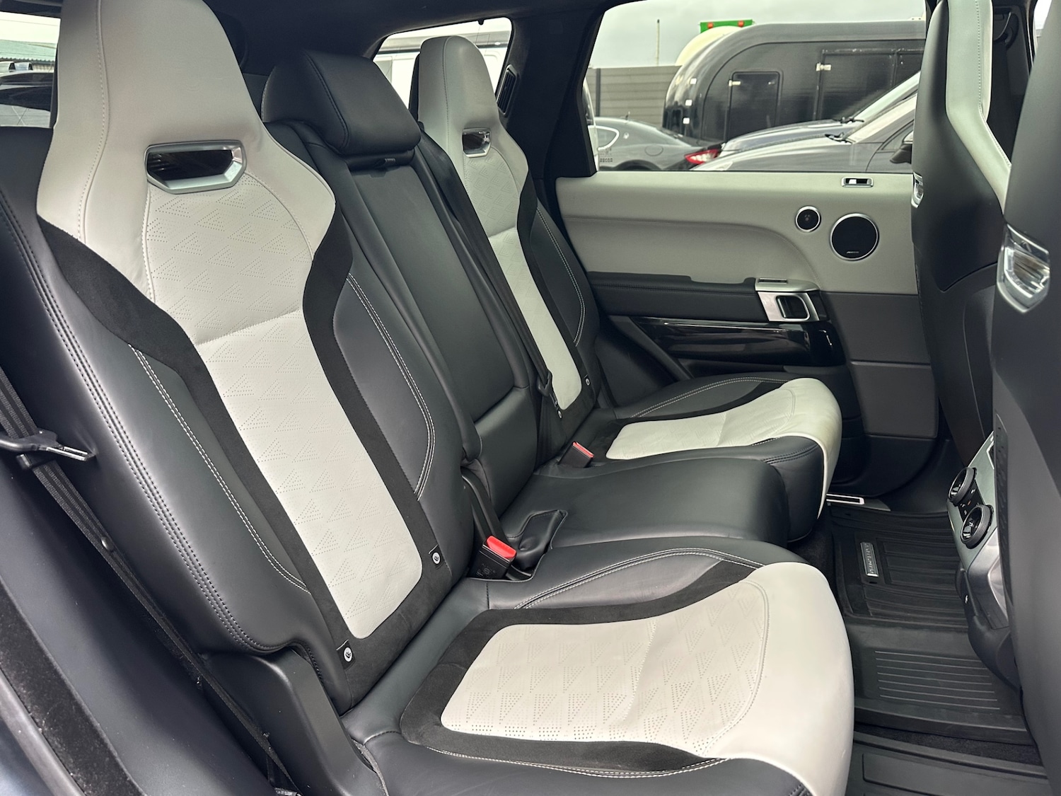 Used Land Rover Range Rover Sport 2018 for sale - 76490890: Photo 14