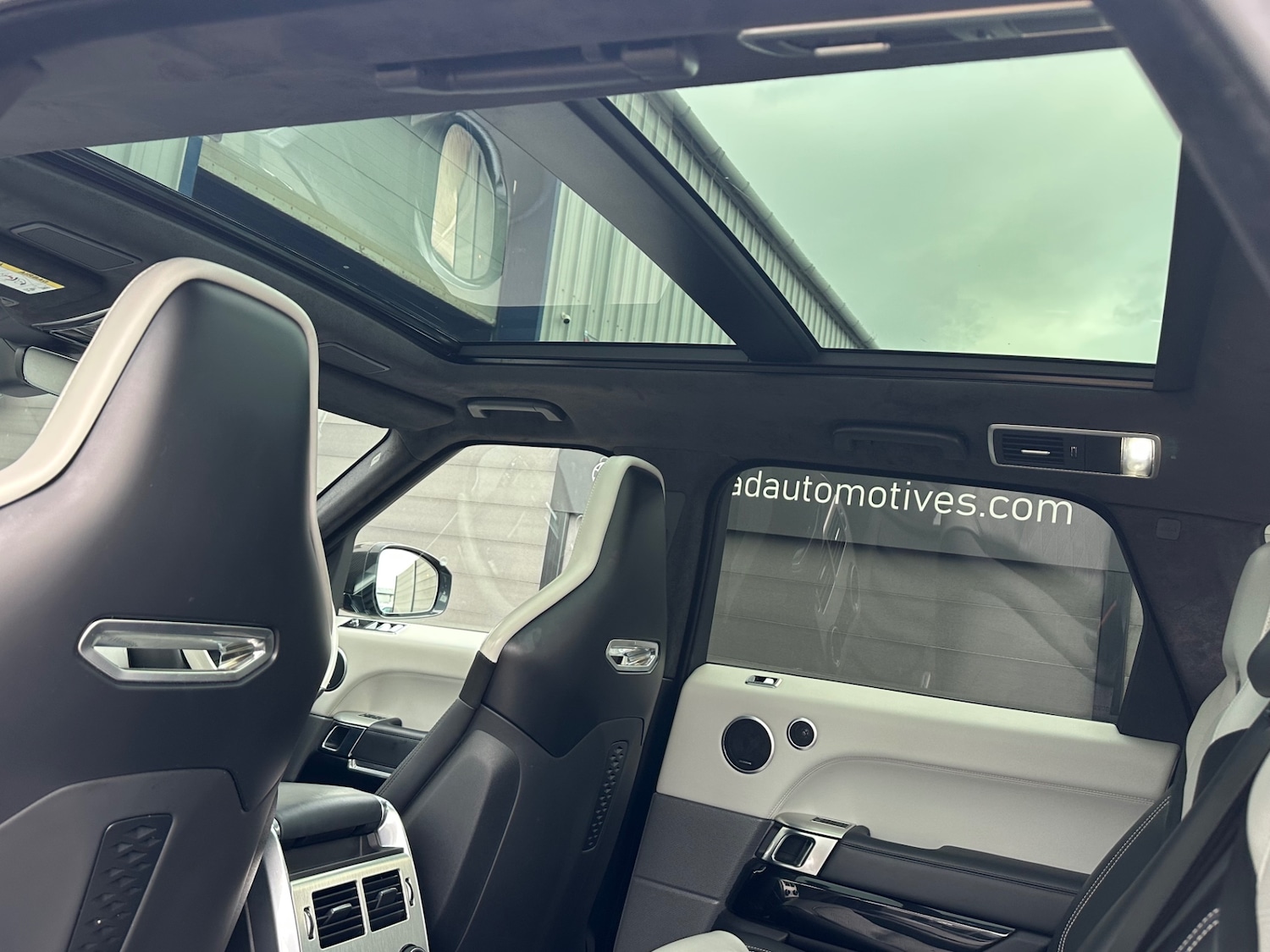 Used Land Rover Range Rover Sport 2018 for sale - 76490890: Photo 23