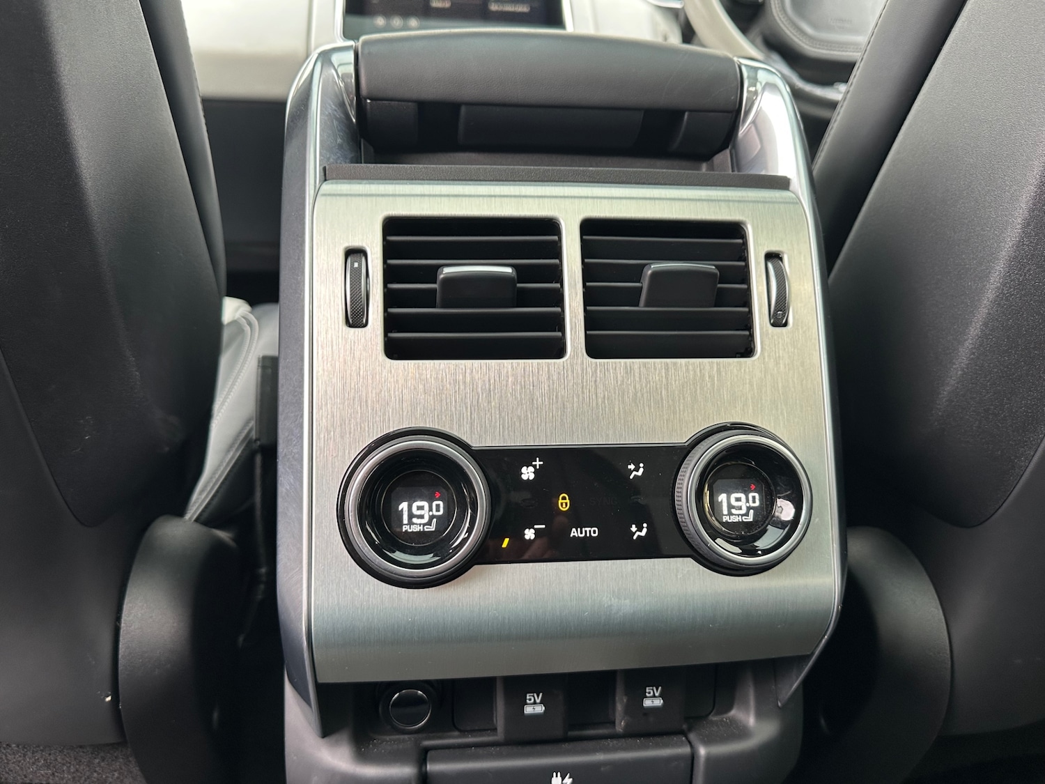 Used Land Rover Range Rover Sport 2018 for sale - 76490890: Photo 24