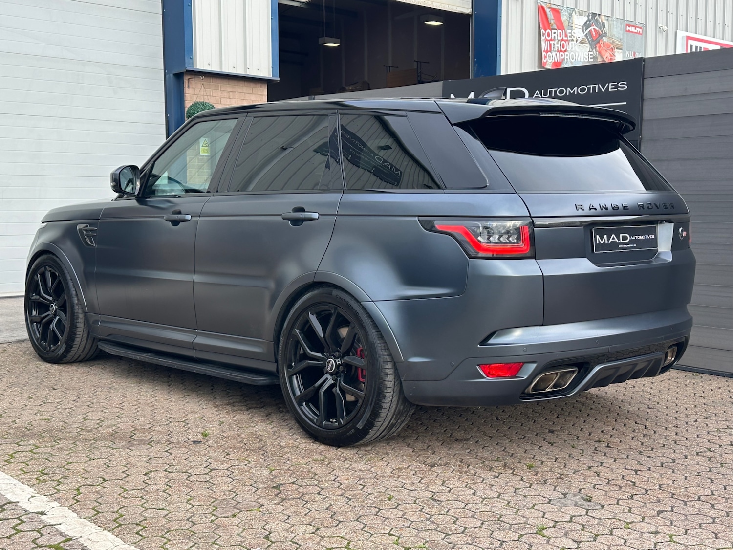 Used Land Rover Range Rover Sport 2018 for sale - 76490890: Photo 6