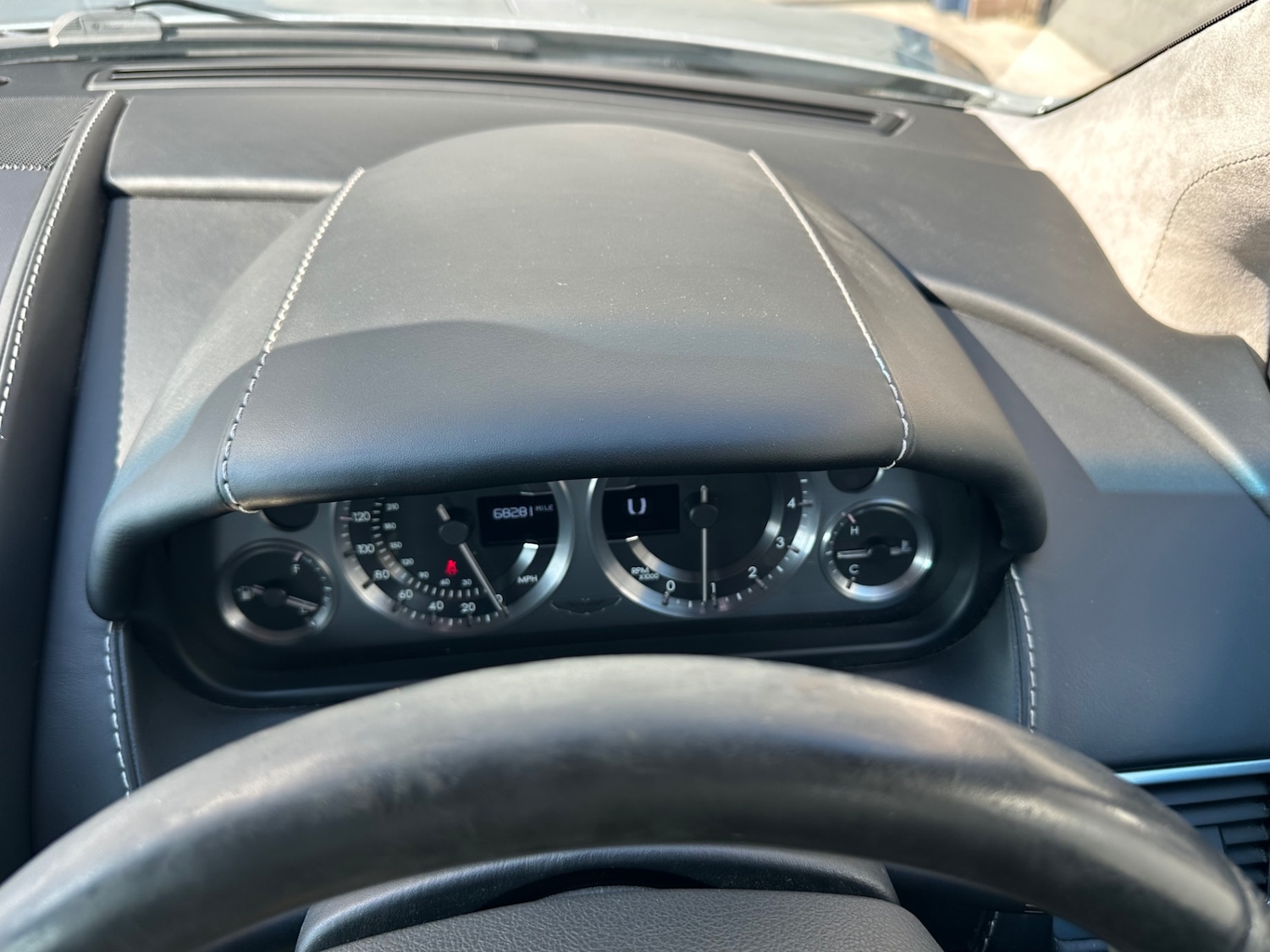 Used Aston Martin Vantage 2006 for sale - 77948650: Photo 23