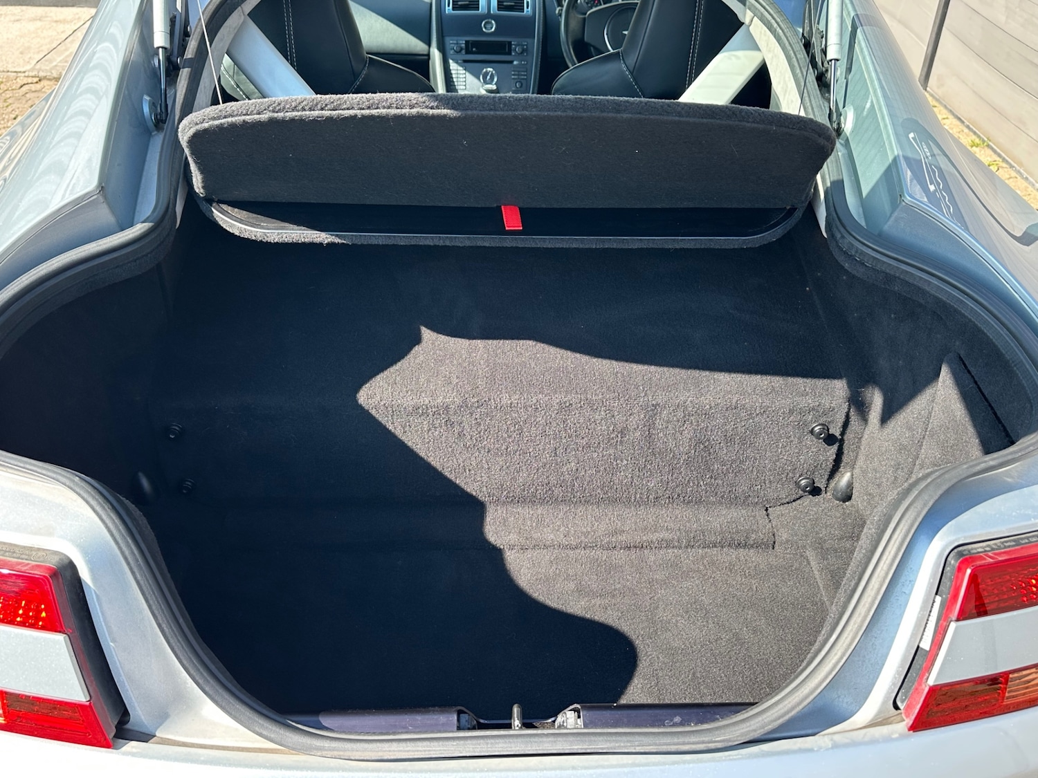 Used Aston Martin Vantage 2006 for sale - 77948650: Photo 27