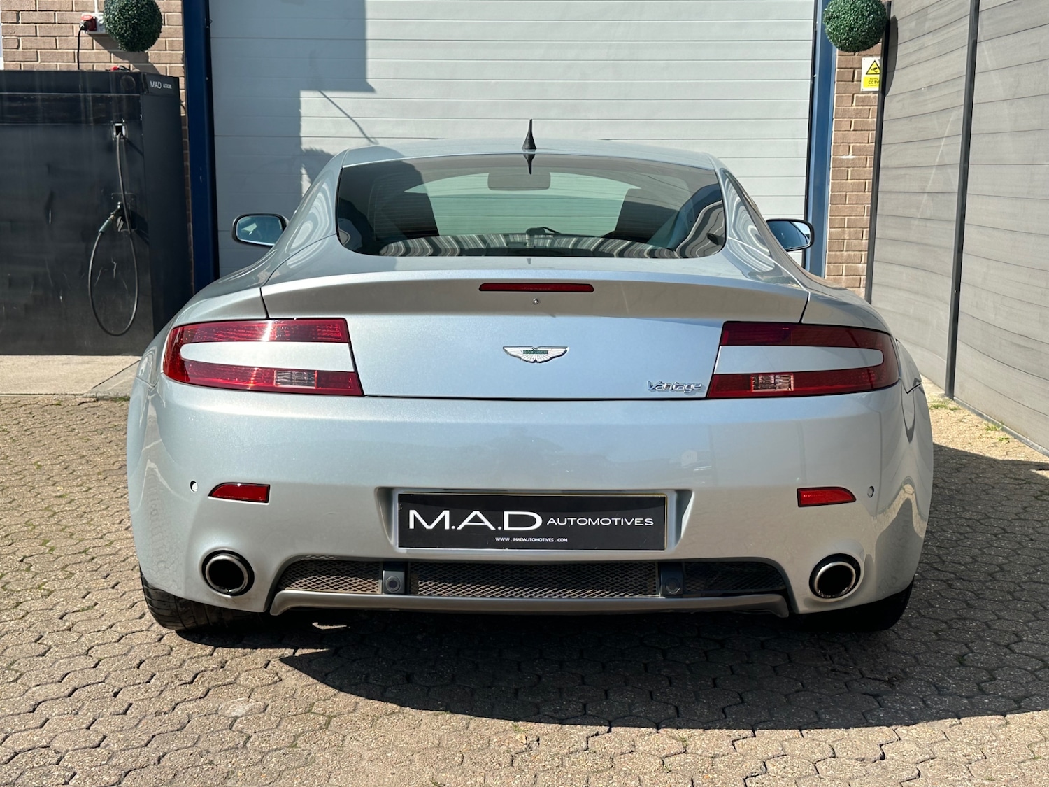 Used Aston Martin Vantage 2006 for sale - 77948650: Photo 7