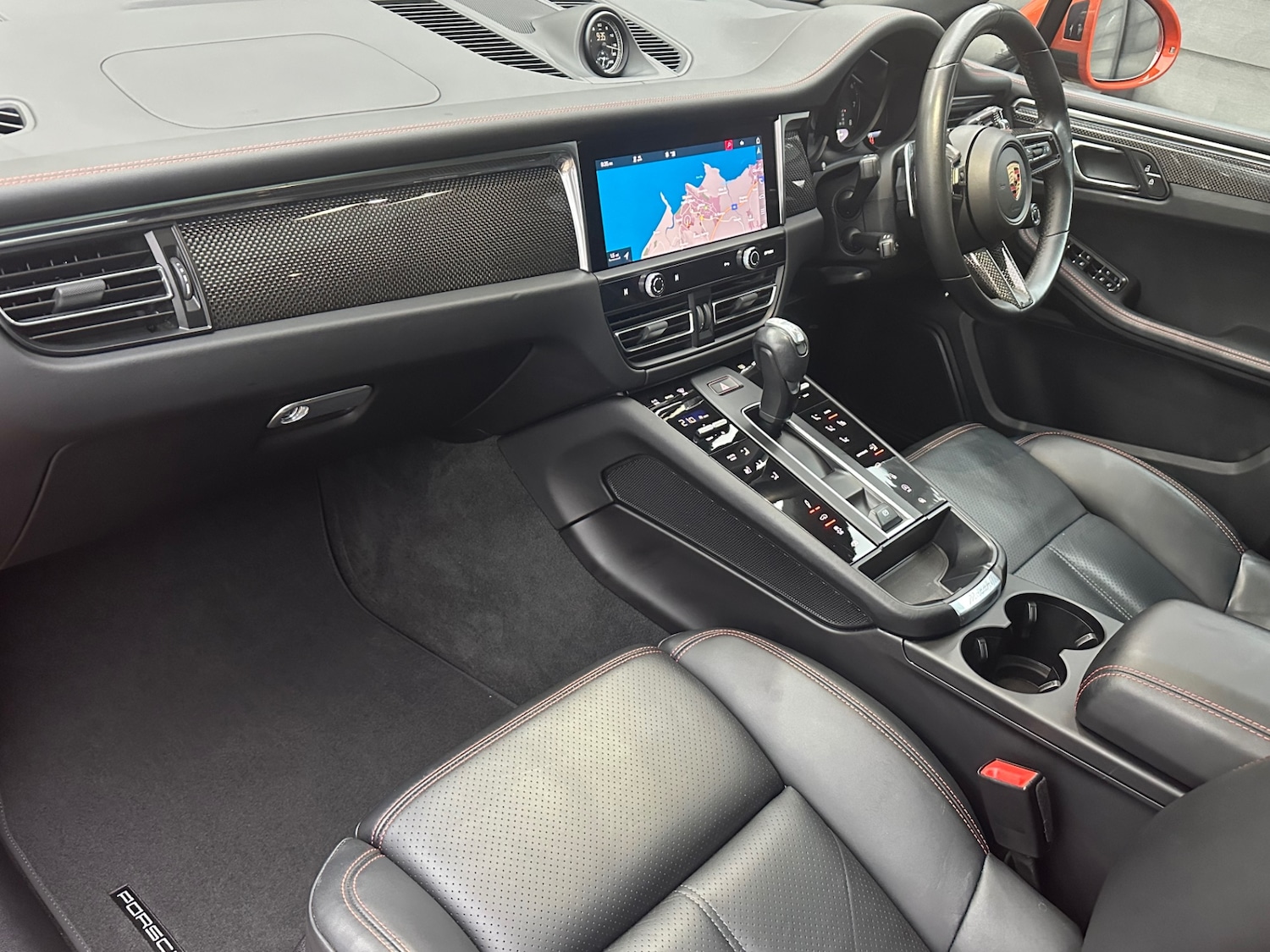 Used Porsche Macan 2023 for sale - 77034012: Photo 11