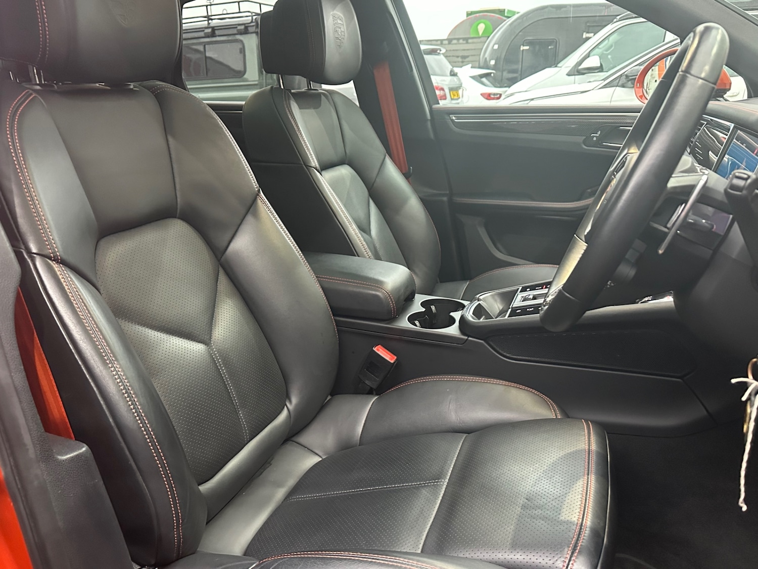 Used Porsche Macan 2023 for sale - 77034012: Photo 12