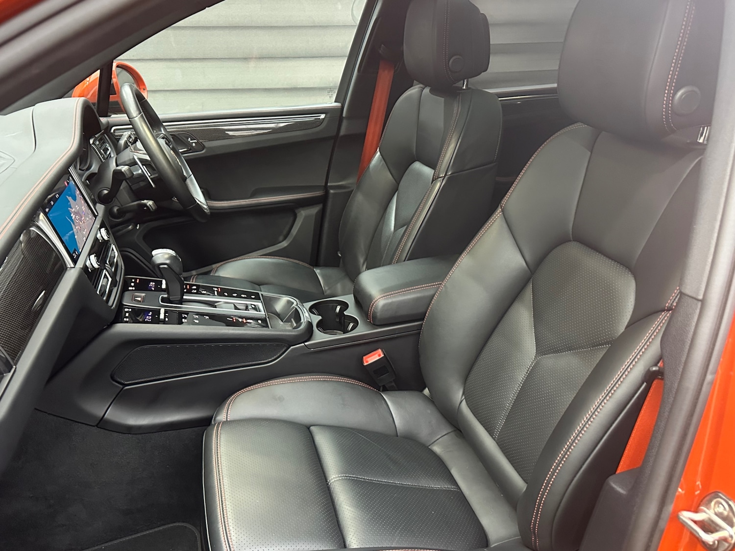 Used Porsche Macan 2023 for sale - 77034012: Photo 13