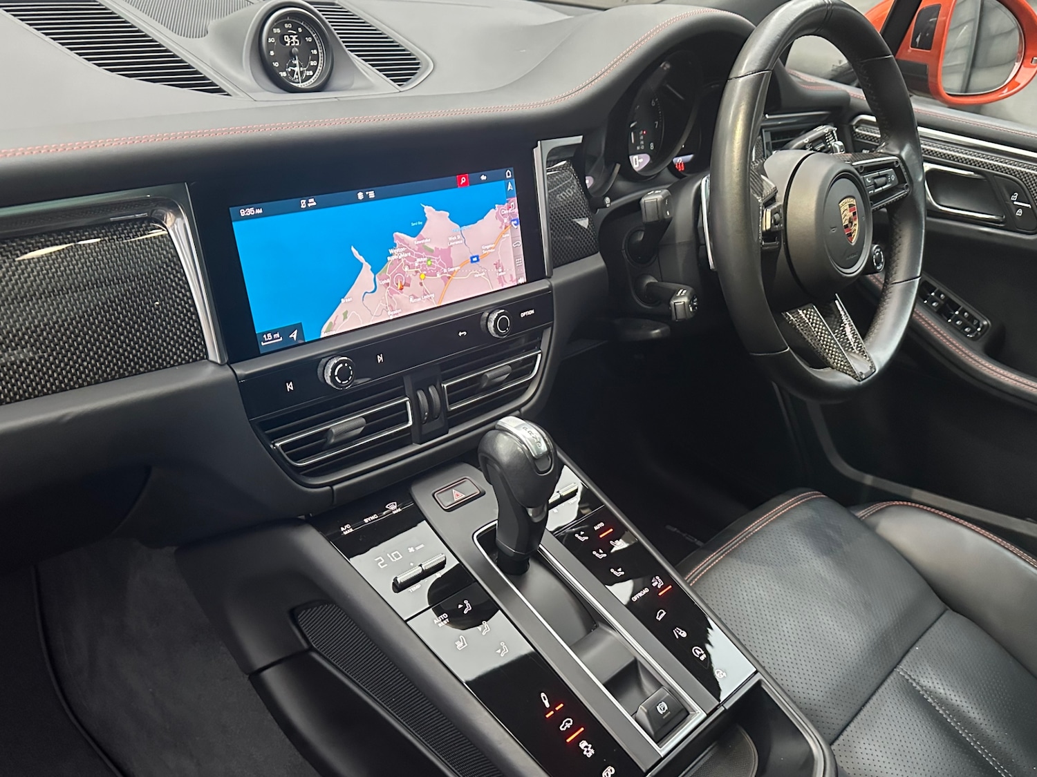 Used Porsche Macan 2023 for sale - 77034012: Photo 16