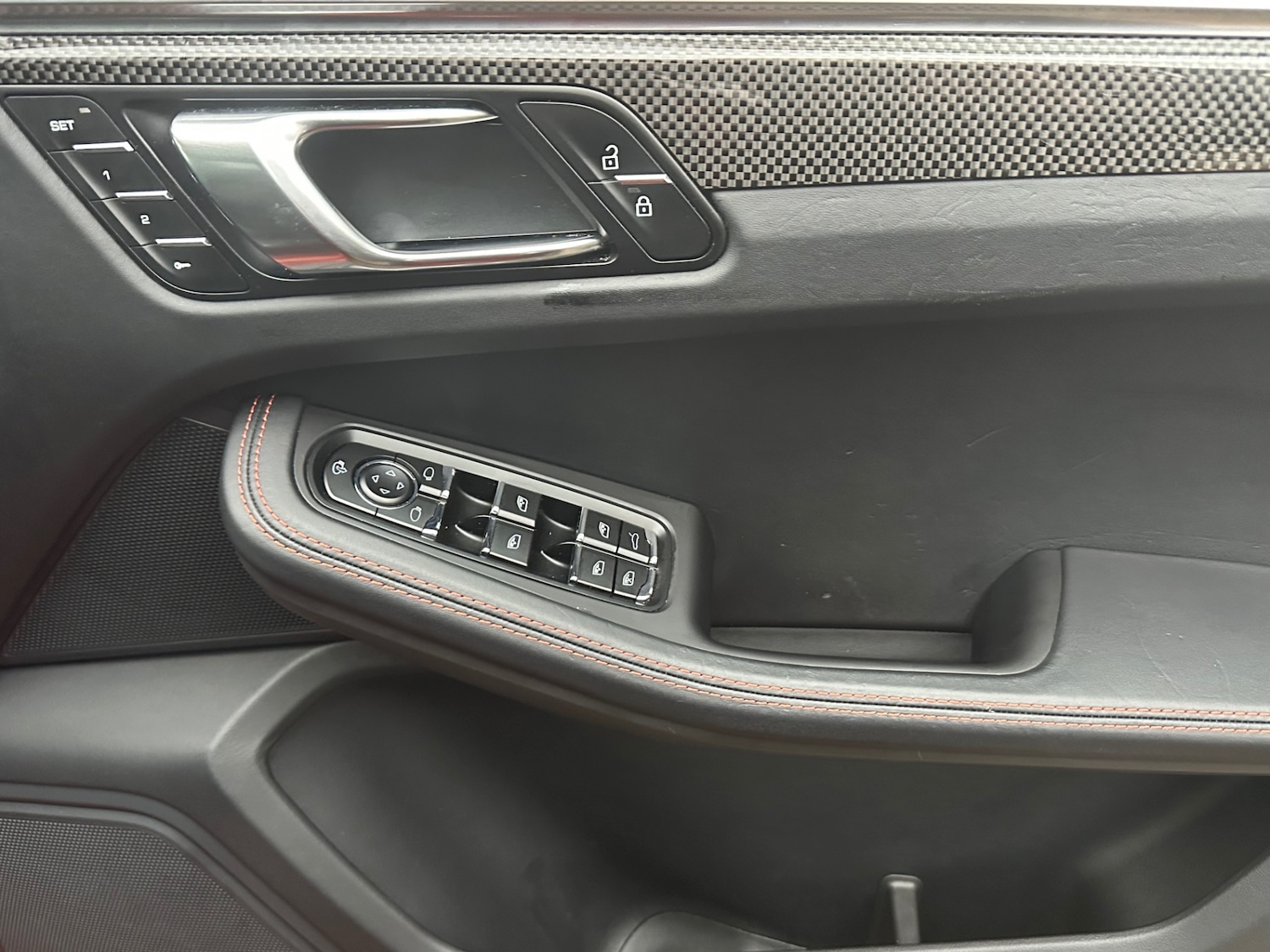 Used Porsche Macan 2023 for sale - 77034012: Photo 17