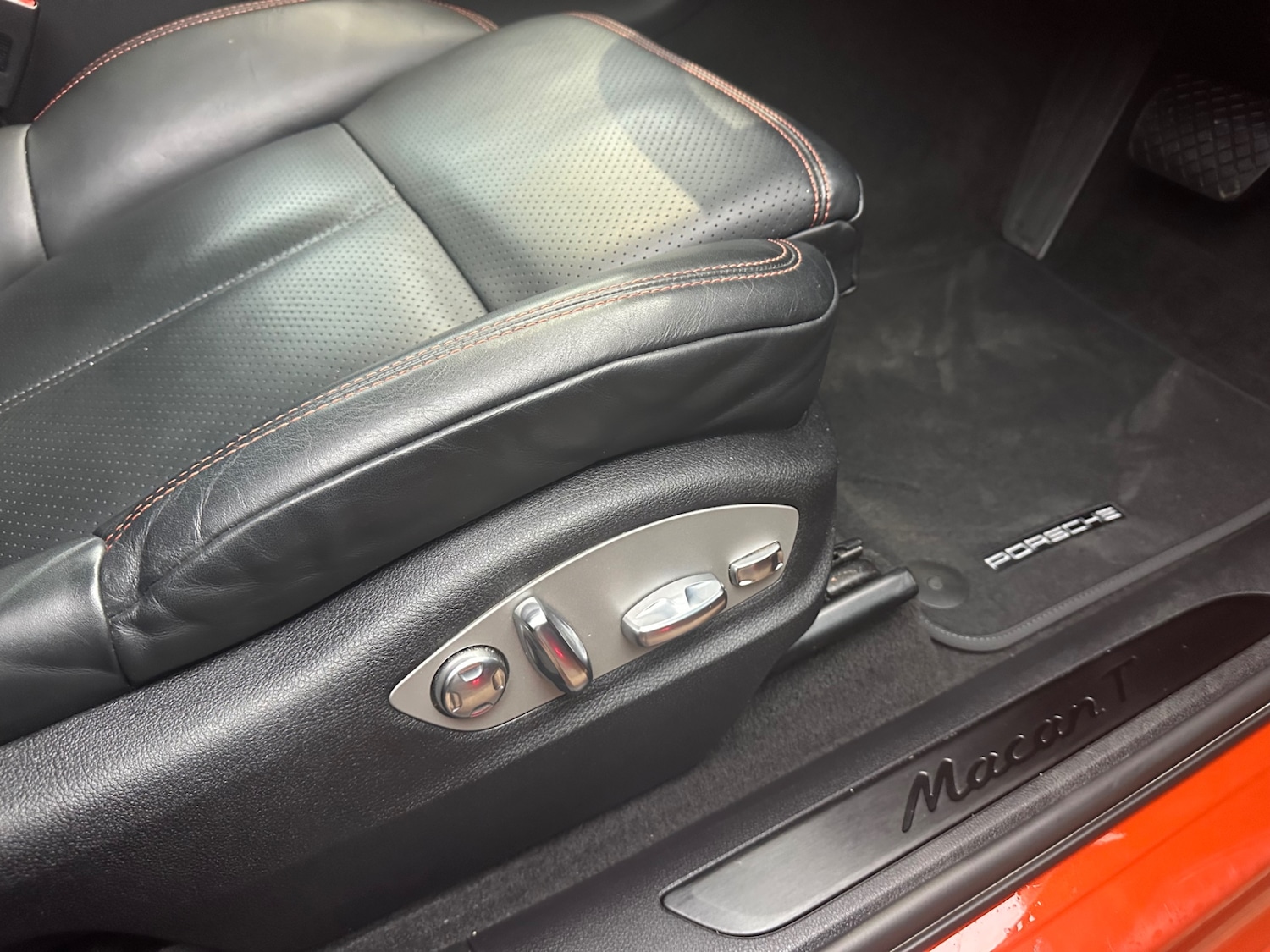 Used Porsche Macan 2023 for sale - 77034012: Photo 20